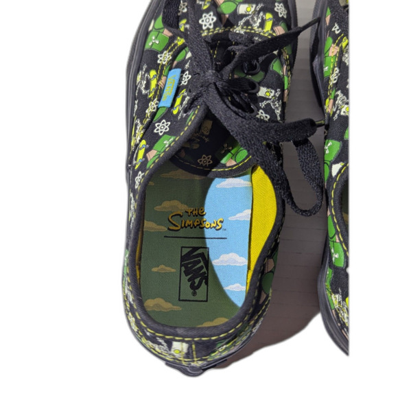 The Simpsons X Vans GLOW BART Skate Shoes Size 2.5 Skateboard Skeleton Atom - Picture 5 of 6